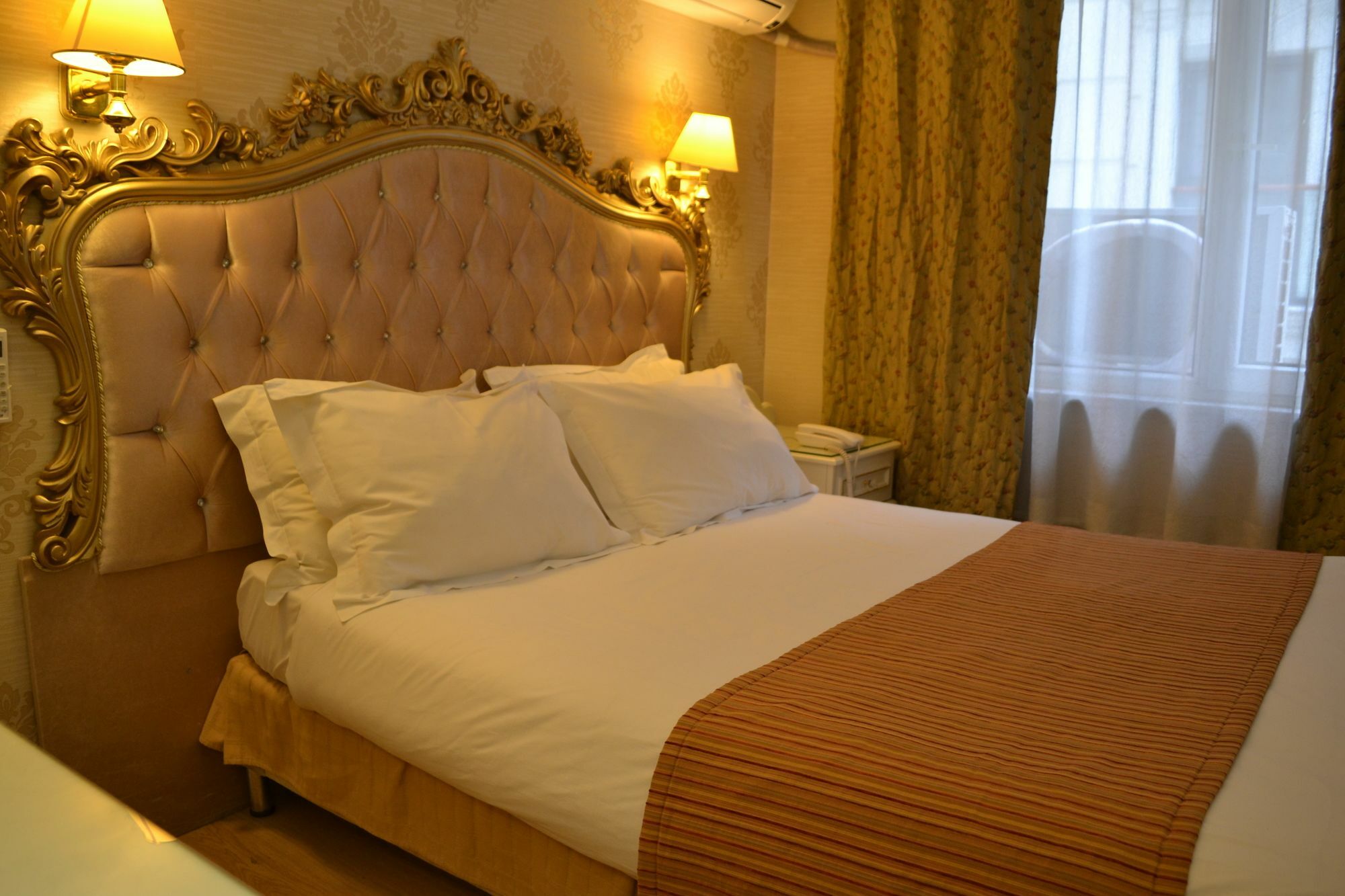 In Istanbul Hotel Екстер'єр фото